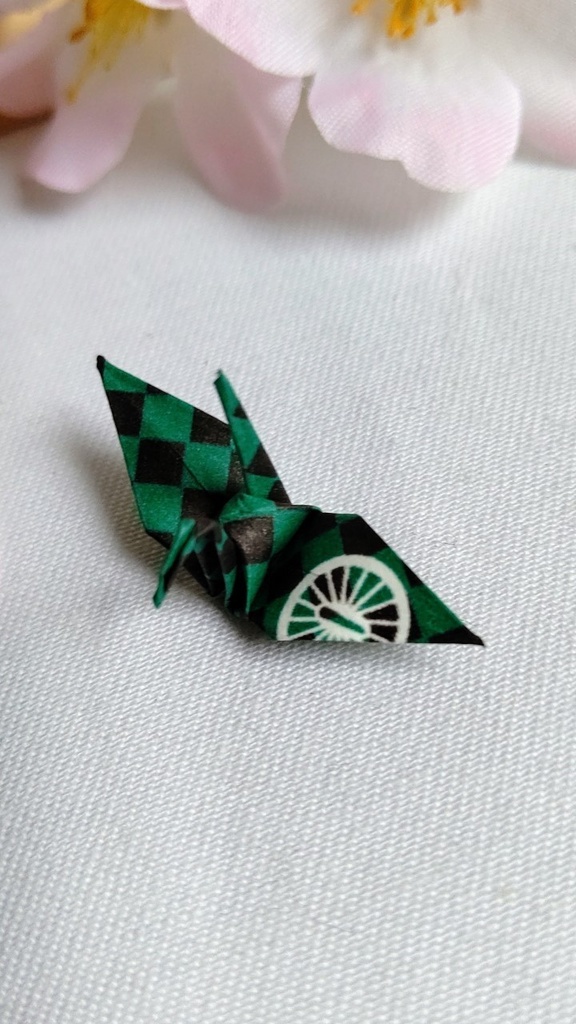 折鶴② 竈門炭治郎イメージ イヤリング・ピアス