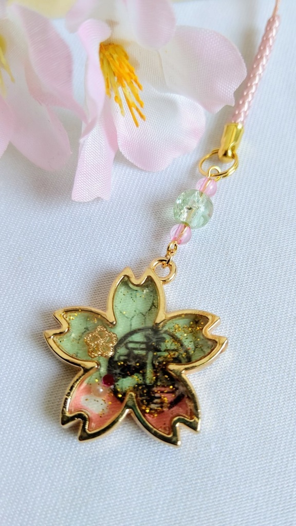 ★花明かり★ 鬼滅の刃 栗花落カナヲイメージ アクセサリー