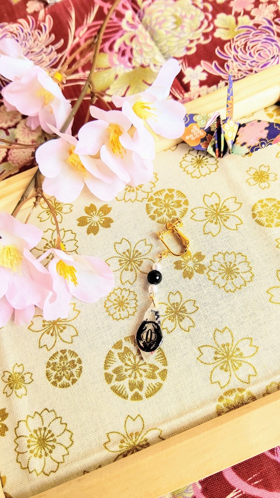 ★更紗★ 鬼滅の刃 伊黒小芭内イメージ アクセサリー