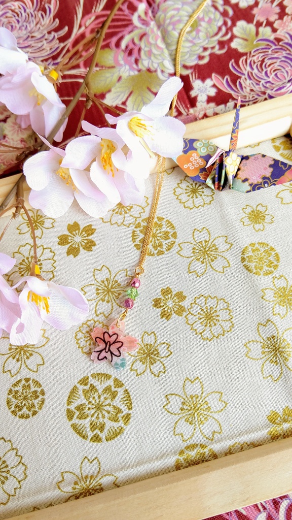 ★更紗★ 鬼滅の刃 甘露寺蜜璃イメージ アクセサリー