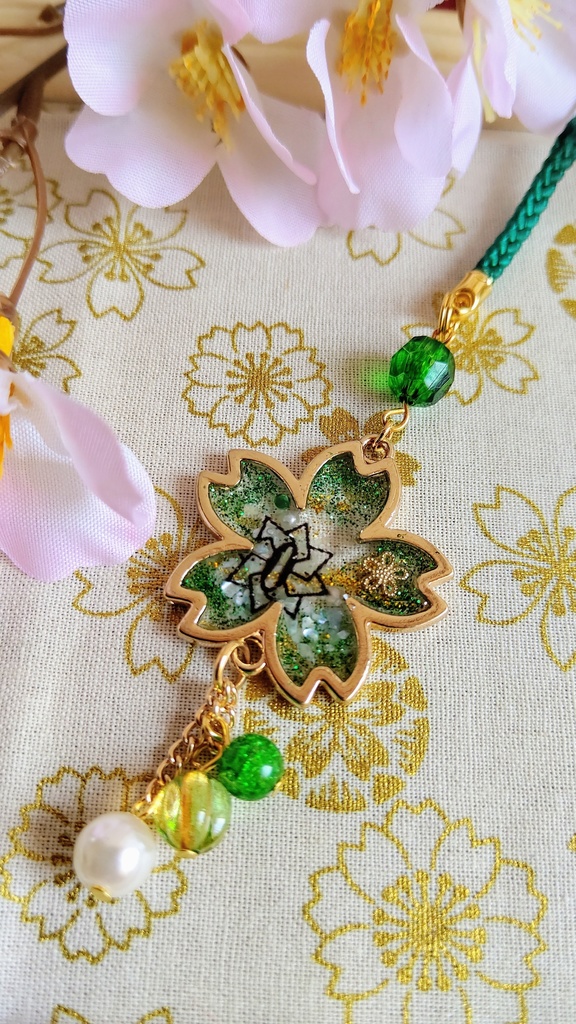 ☆花霞まとめ☆ 鬼滅の刃イメージアクセサリー