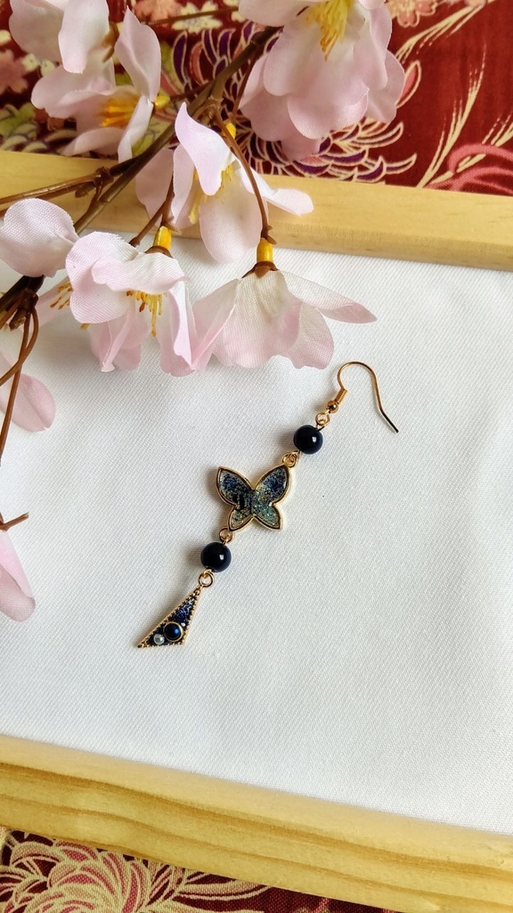 ★月蝶★ 鬼滅の刃 冨岡義勇イメージ アクセサリー