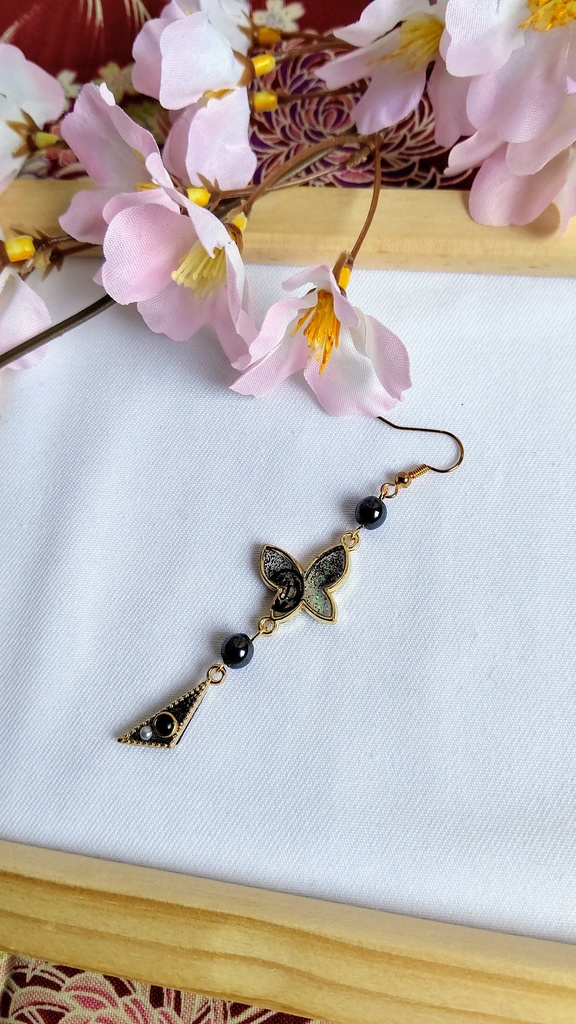 ★月蝶★ 鬼滅の刃 伊黒小芭内イメージ アクセサリー