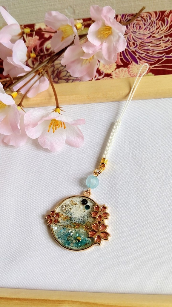 ★桜花★ 鬼滅の刃 嘴平伊之助イメージ アクセサリー