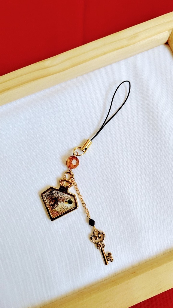 ●クラウンダイヤ● ツイステ レオナイメージ アクセサリー