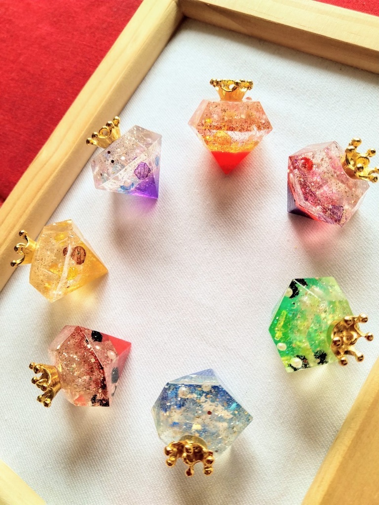 ○ブリリアントクラウンまとめ○ ツイステイメージ アクセサリー