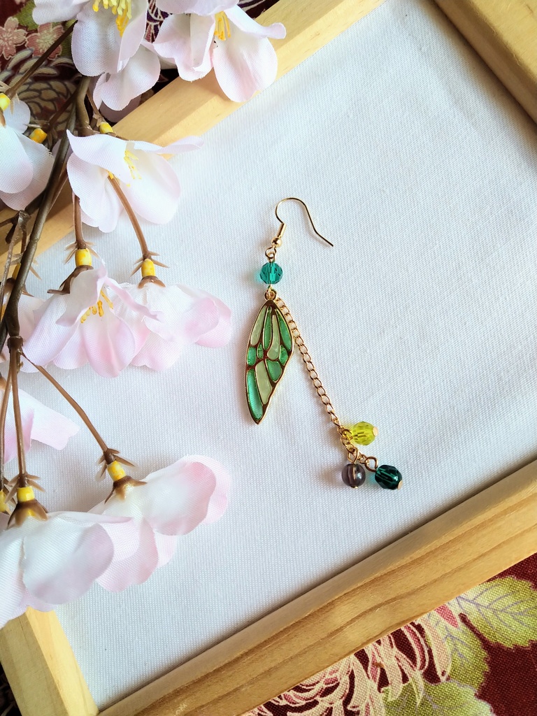 ★蝶々★ 鬼滅の刃 竈門炭治郎イメージ アクセサリー