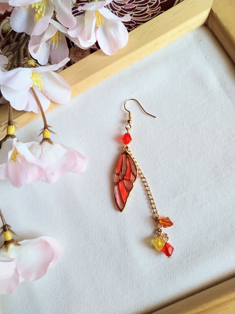 ★蝶々★ 鬼滅の刃 煉獄杏寿郎イメージ アクセサリー