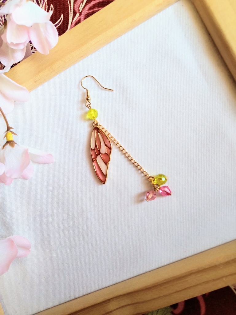 ★蝶々★ 鬼滅の刃 甘露寺蜜璃イメージ アクセサリー