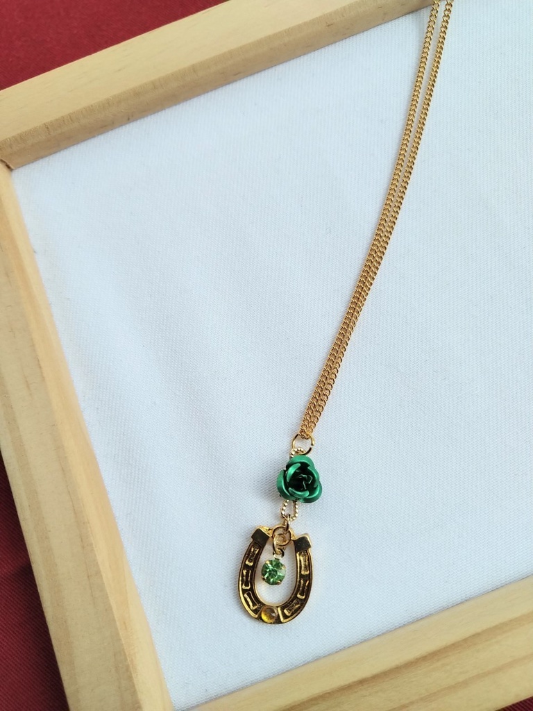 ▼ローズシューズ▼ ウマ娘 サイレンススズカイメージ アクセサリー