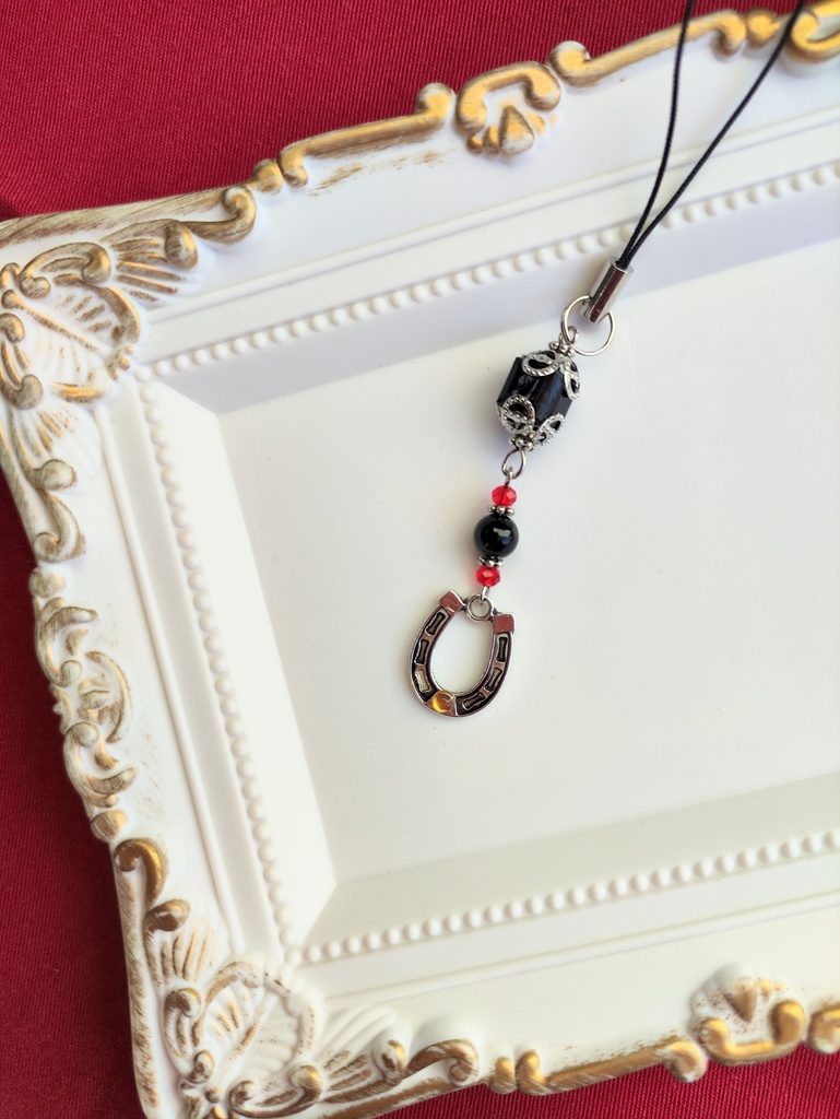 ▼クリスタル▼ ウマ娘 キタサンブラックイメージ アクセサリー