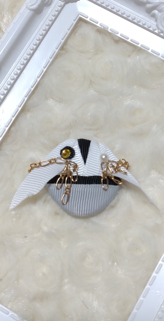 伯仲と鶴丸国永の缶バッジ