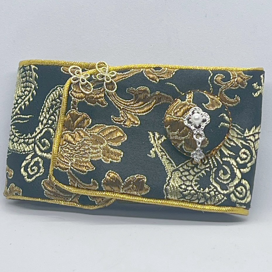 もちマス チャイナ服