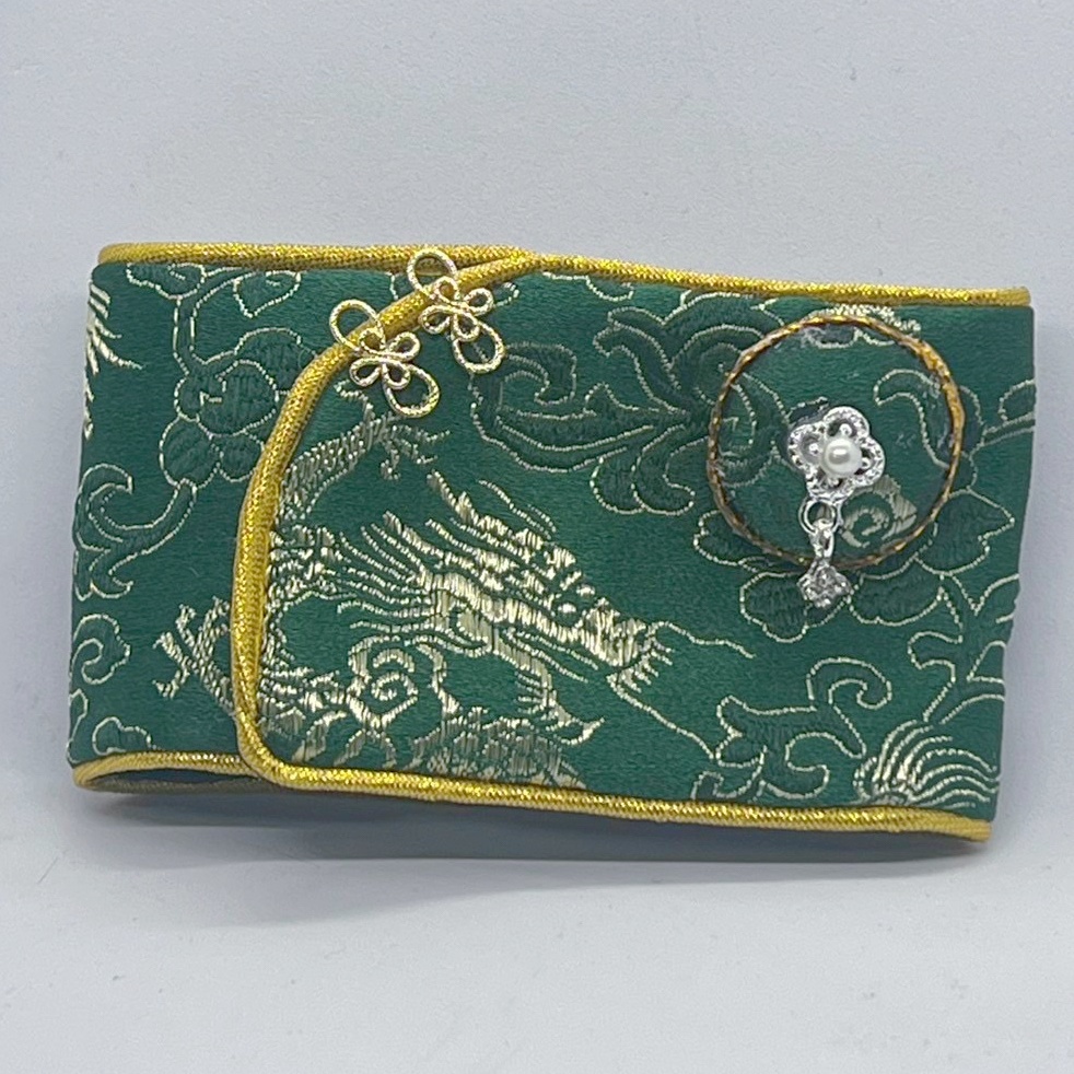 もちマス チャイナ服