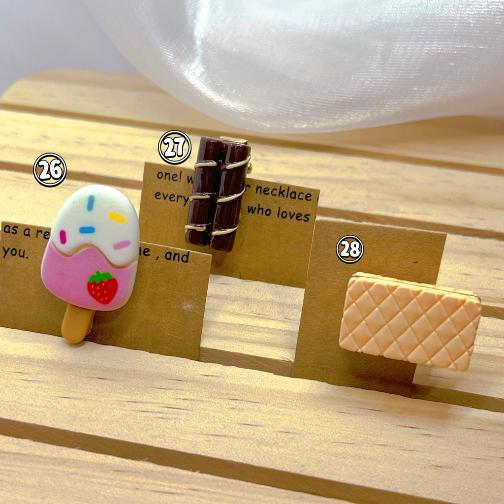 もちマス スイーツビュッフェ ヘアクリップ