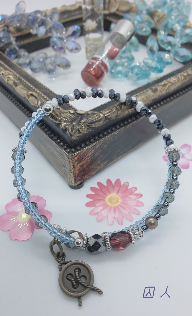 サバイバーモチーフブレスレット2