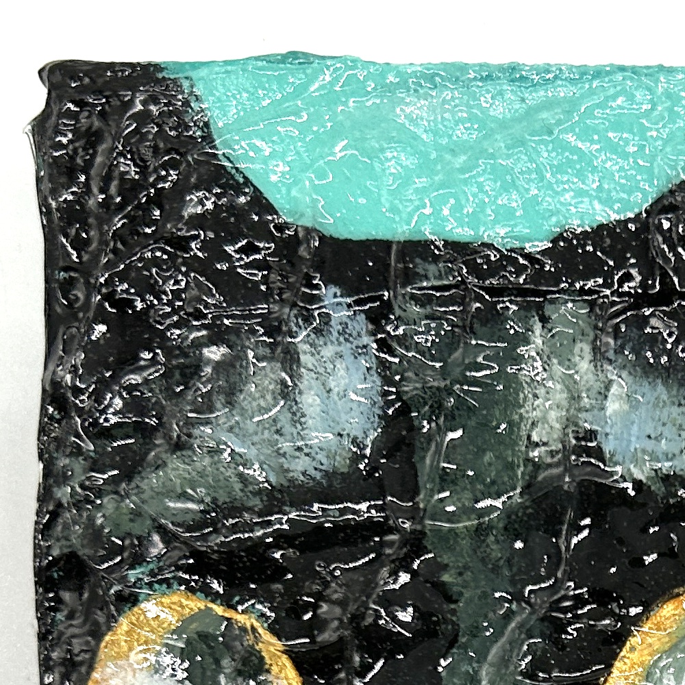 ミニアクリルキャンバス画 猫【ちょっとびっくり】黒/グリーン 10cm