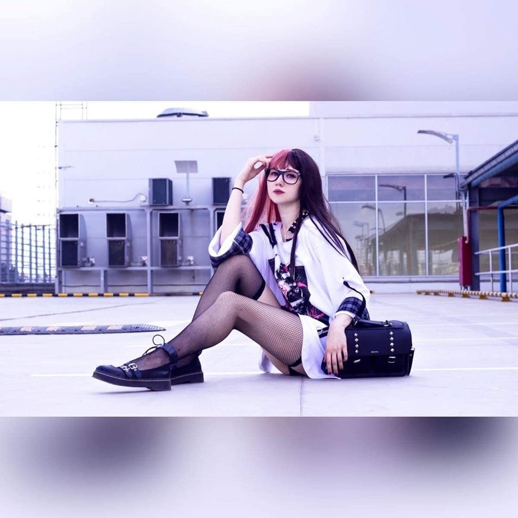 JillpunkオリジナルスタイルKERA MedUsagi蛇髪メドゥーサウサギタータンチェック柄アシンメトリーゆったりTシャツ メンズ レディーズ ストリート系 カジュアル おしゃれ大きいサイズ男女兼用ヒップホップ