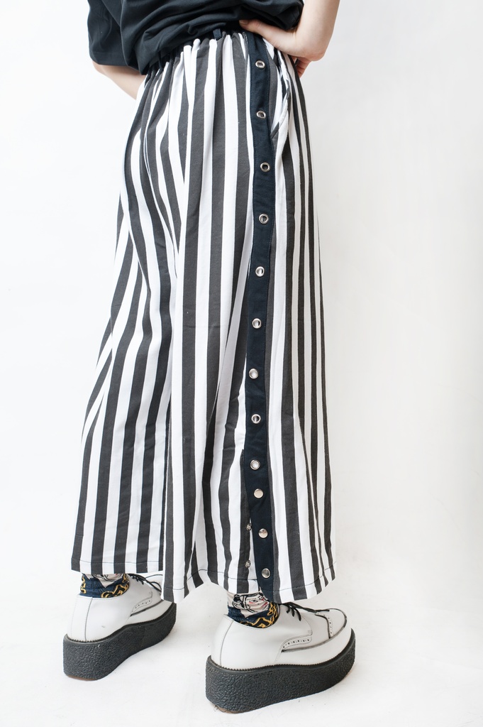 JillpunkオリジナルパンクKERAロックゆったり侍出陣ストライプ ワイドカプリ剣道パンツメンズ レディー V系