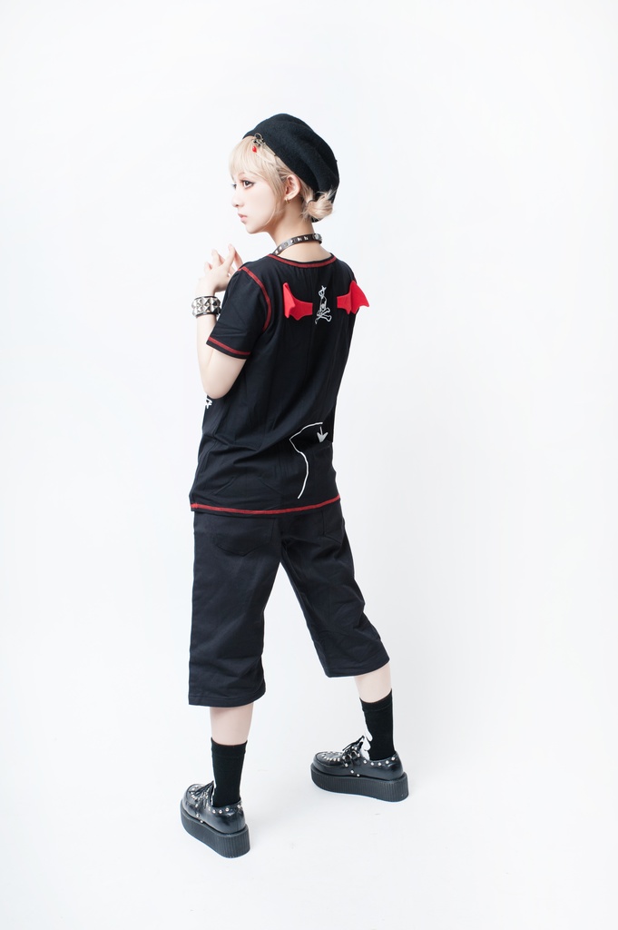 JillpunkオリジナルパンクKERA love&peaceレッサーデーモンインプクルーネック可愛い翼短袖スリムTシャツカットソー メンズ レディーズ ストリート系 カジュアル おしゃれ大きいサイズ男女兼用ハロウィンHALLOWEEN