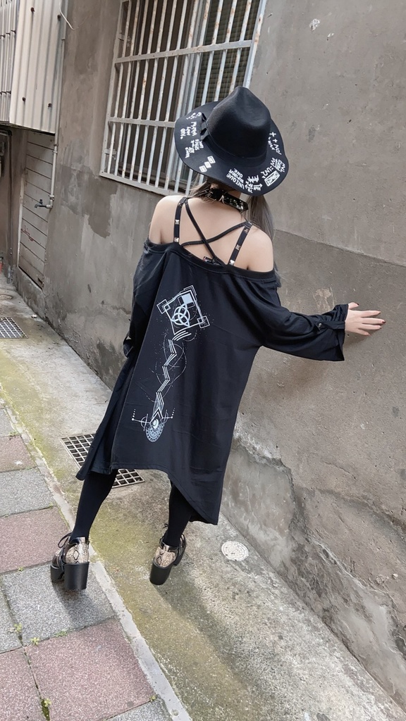 JillpunkオリジナルパンクKERA ドリームキャッチャーdreamcatcherオフショルダー両面プリントセクシーワンピース・ドレスアシンメトリーゆったりチュニック メンズ レディー V系カッコいい おしゃれ大きいサイズ男女兼用ファッション秋葉系