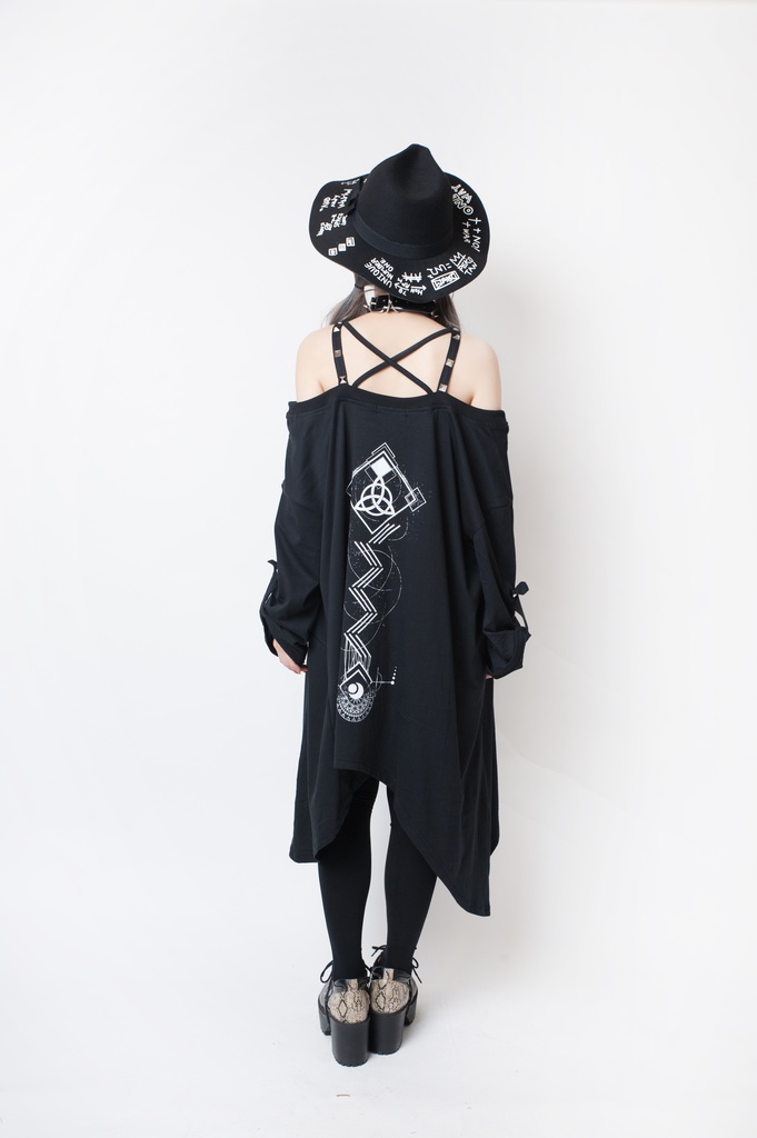 JillpunkオリジナルパンクKERA ドリームキャッチャーdreamcatcherオフショルダー両面プリントセクシーワンピース・ドレスアシンメトリーゆったりチュニック メンズ レディー V系カッコいい おしゃれ大きいサイズ男女兼用ファッション秋葉系