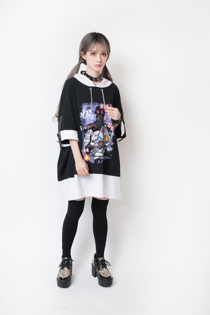 JillpunkオリジナルパンクKERA 闘争神ウサギうさぎ兵器兎鉄の鎖レイヤード白黒ゆったりパーカー メンズ レディー V系カッコいい おしゃれ大きいサイズ男女兼用ファッション秋葉系可愛いお兄系