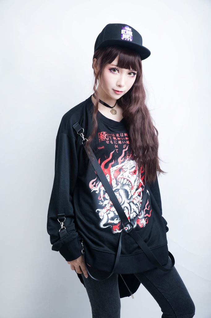 JillpunkオリジナルパンクKERA怪乱舞ayakashi 陰陽師百鬼夜行絡新婦女郎蜘蛛紐付きゆったりディップヘムTシャツ メンズ レディース V系