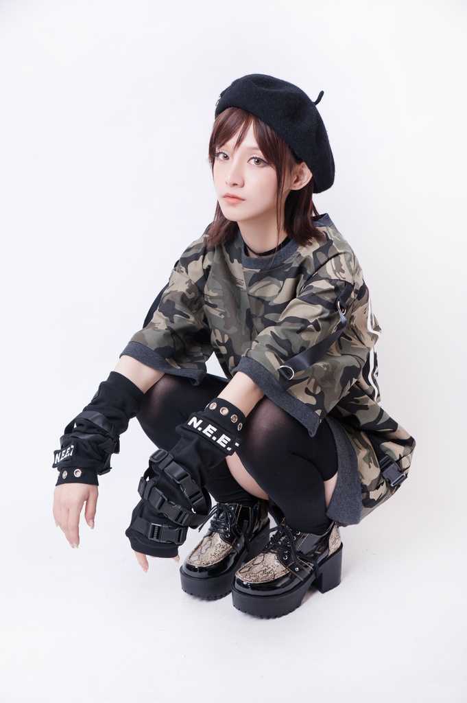 JillpunkオリジナルKERA アニメお宅二次コン 機動警察NEET自宅警備隊ミリタリー戦術アームカバー付きゆったり半袖Tシャツカットソー メンズ レディー V系 おしゃれ大きいサイズ男女兼用ファッション秋葉系カッコいい