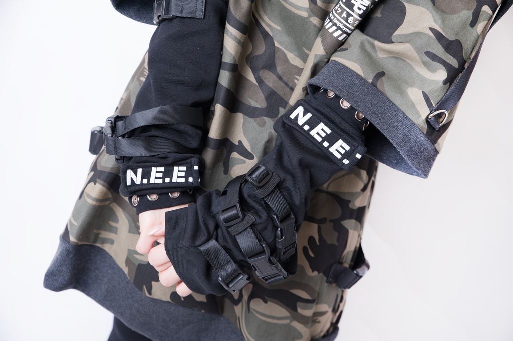 JillpunkオリジナルKERA アニメお宅二次コン 機動警察NEET自宅警備隊ミリタリー戦術アームカバー付きゆったり半袖Tシャツカットソー メンズ レディー V系 おしゃれ大きいサイズ男女兼用ファッション秋葉系カッコいい