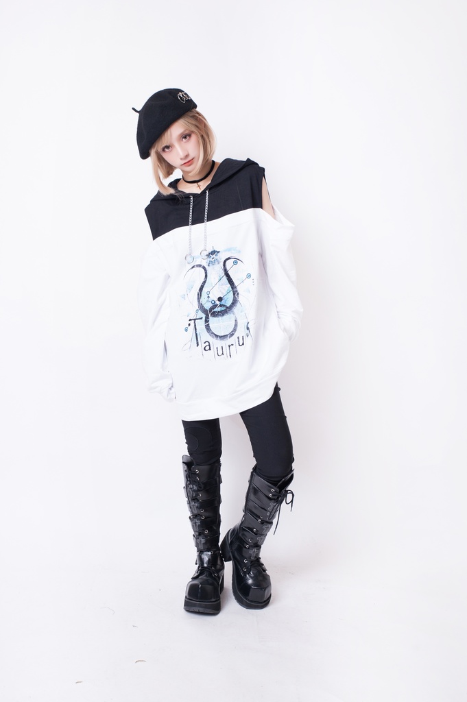 JillpunkオリジナルパンクKERA 天の牡牛アストロラーベおうし座牛ホーンオフショルダーゆったり長袖パーカー メンズ レディー V系カッコいい おしゃれ大きいサイズ男女兼用ファッション秋葉系