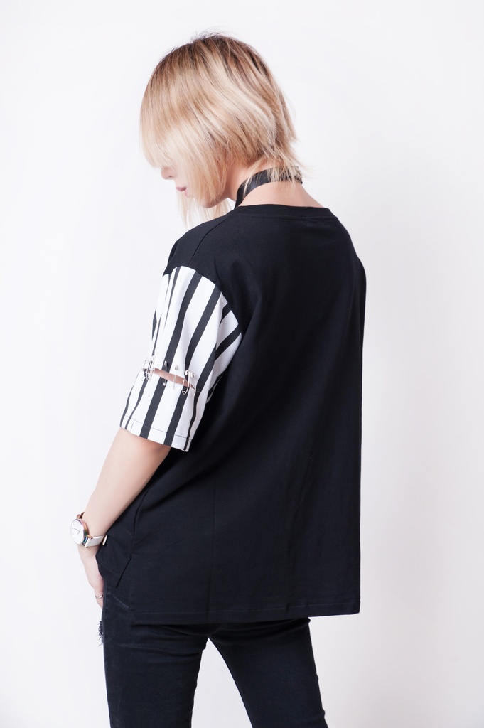 JillpunkオリジナルKERA 16周年記念疫病神ウサギうさぎチョーカー付きカットアウトゆったりTシャツカットソー パンクメンズ レディースV系男女兼用ファッション秋葉系カッコいい