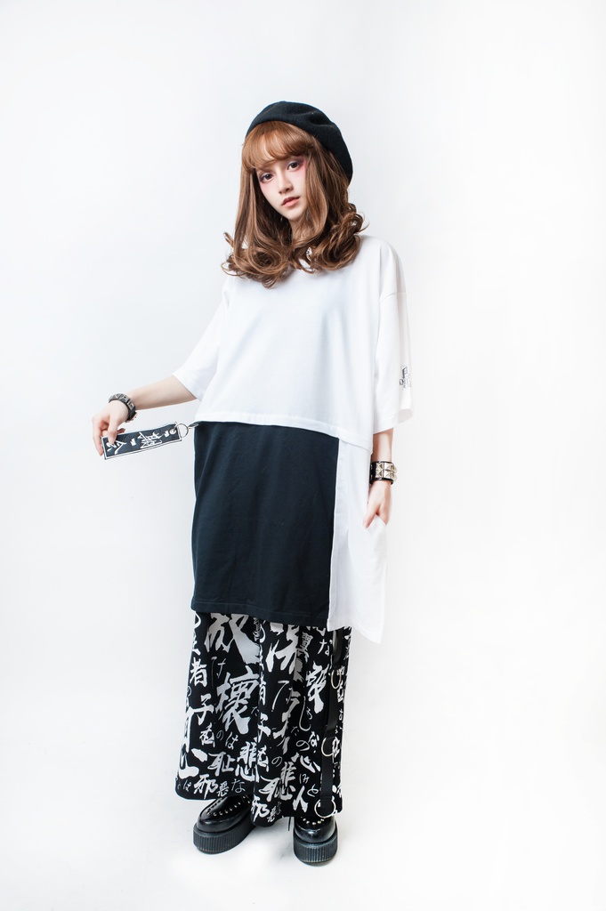 JillpunkオリジナルスタイルKERA 二次コン和風一期一会漢字刺繍付け札付き反対色ゆったりTシャツ パンクメンズ レディースV系秋葉系