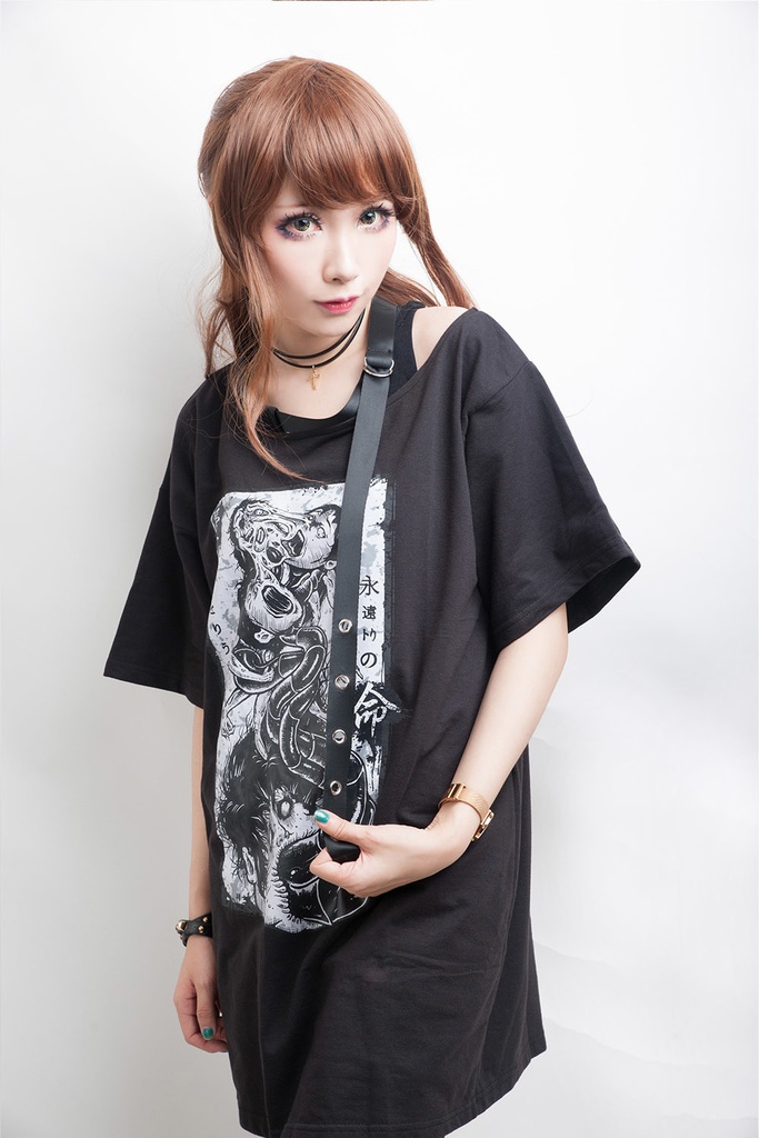 Jillpunkオリジナルスタイル 永遠の愛ムカデ人間フィッシュネットレイヤードゆったりTシャツ ホラー都市伝説V系秋葉原漫画お宅パンク ロック V系KERA