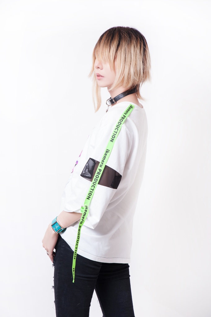 JillpunkオリジナルパンクKERA 吊るし人肋骨プリント漁網半袖蛍光ストラップVネックゆったりTシャツカットソー メンズ レディーズ おしゃれ男女兼用ファッション秋葉系カッコいい