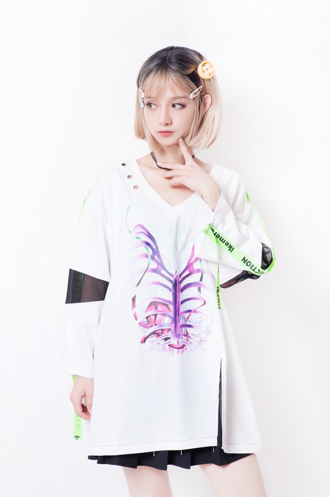 JillpunkオリジナルパンクKERA 吊るし人肋骨プリント漁網半袖蛍光ストラップVネックゆったりTシャツカットソー メンズ レディーズ おしゃれ男女兼用ファッション秋葉系カッコいい