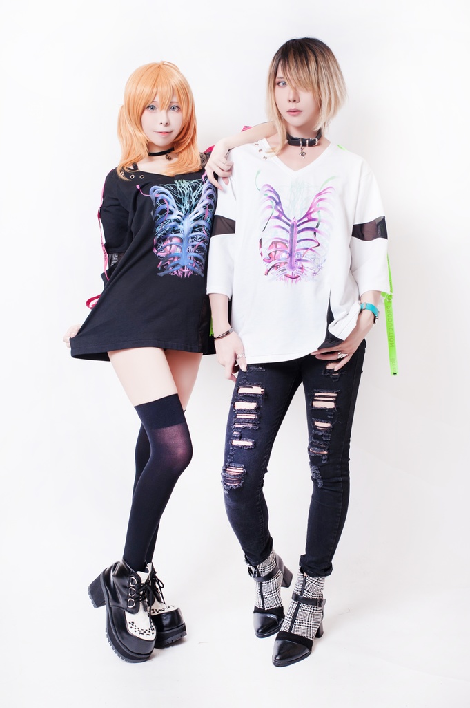 JillpunkオリジナルパンクKERA 吊るし人肋骨プリント漁網半袖蛍光ストラップVネックゆったりTシャツカットソー メンズ レディーズ おしゃれ男女兼用ファッション秋葉系カッコいい