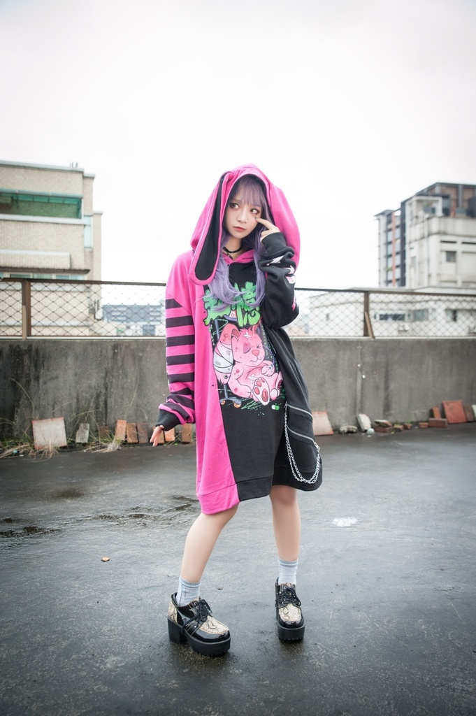 JillpunkオリジナルKERA メンヘラウイルス臆病うさぎ兎ゾンビストライプ柄反対色ゆったり長袖パーカー メンズ レディーズ おしゃれ男女兼用ファッション秋葉系可愛い萌えヤンデレ