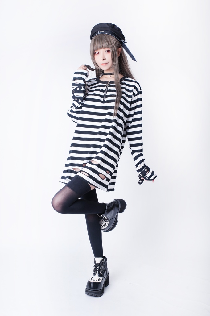 JillpunkオリジナルKERA ストライプ柄カットアウト長袖ゆったり多目的Tシャツ十字架チャームチャック付き薄手カットソー メンズ レディー 兄系V系おしゃれ男女兼用ファッションカッコいいパンクロック