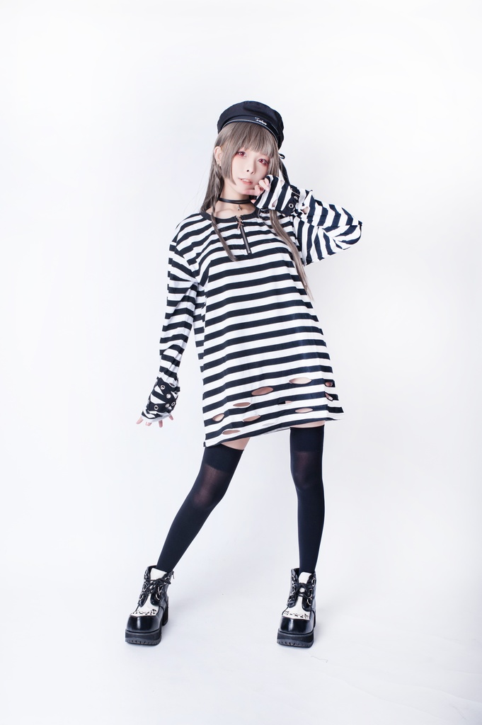 JillpunkオリジナルKERA ストライプ柄カットアウト長袖ゆったり多目的Tシャツ十字架チャームチャック付き薄手カットソー メンズ レディー 兄系V系おしゃれ男女兼用ファッションカッコいいパンクロック