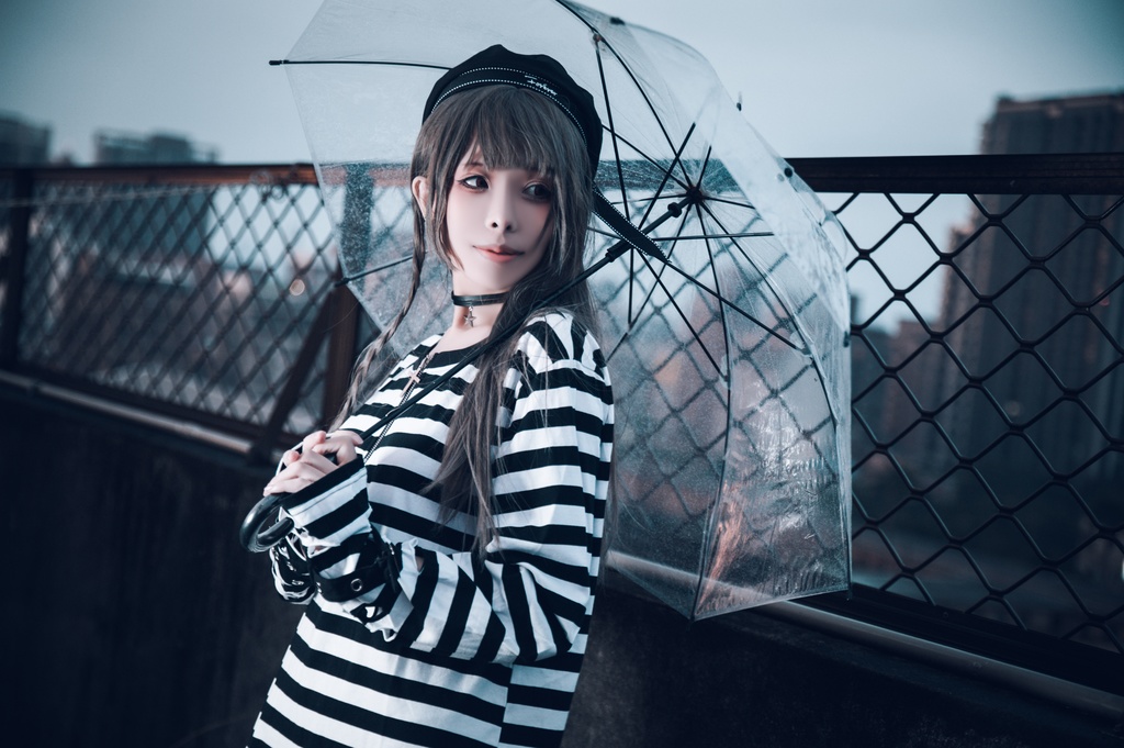 JillpunkオリジナルKERA ストライプ柄カットアウト長袖ゆったり多目的Tシャツ十字架チャームチャック付き薄手カットソー メンズ レディー 兄系V系おしゃれ男女兼用ファッションカッコいいパンクロック