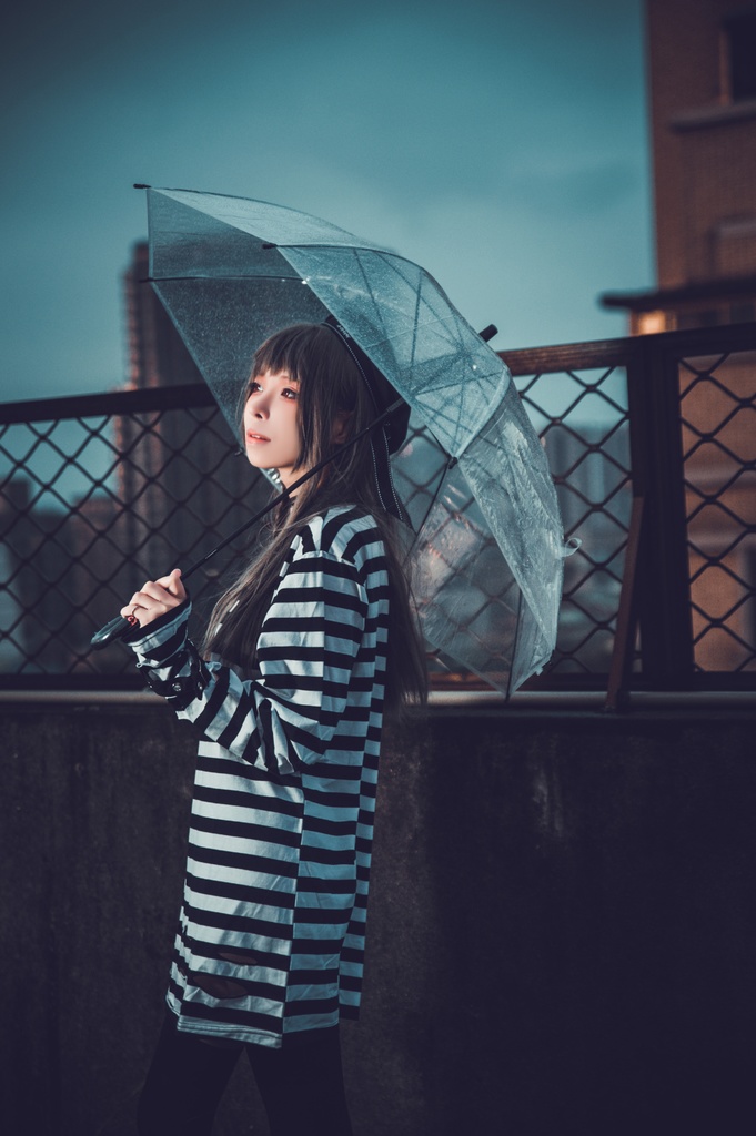 JillpunkオリジナルKERA ストライプ柄カットアウト長袖ゆったり多目的Tシャツ十字架チャームチャック付き薄手カットソー メンズ レディー 兄系V系おしゃれ男女兼用ファッションカッコいいパンクロック