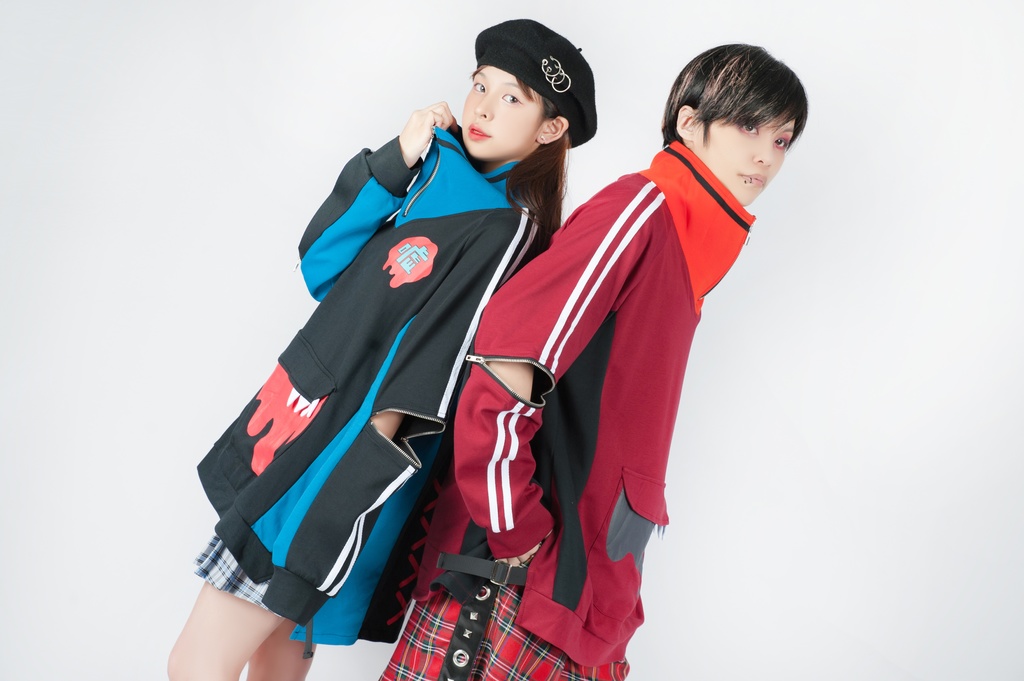 Jillpunkオリジナルアニメ二次コンSoresakiコラボ 嘘モンスタースポーツウェア立ち襟ラグラントレーナーカンガルーポーチ ゆったりユニーセックスチャック長袖tシャツ メンズ レディー 可愛いおしゃれ大きいサイズ男女兼用ファッション原宿秋葉系萌え