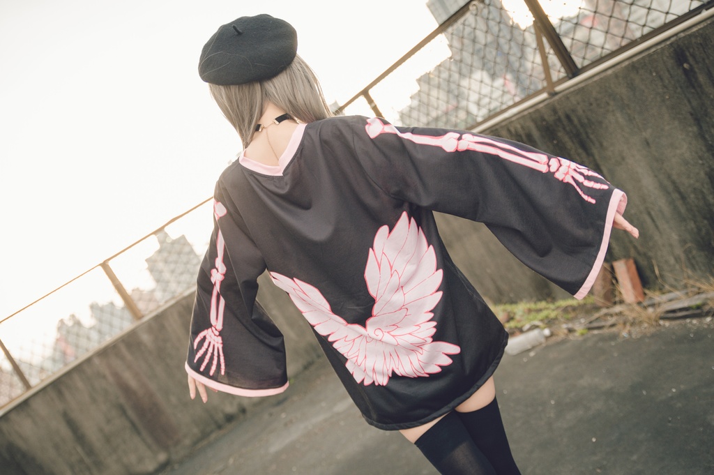 Jillpunkオリジナルメンヘラヤンデレ rinihimmeコラボ天使兎バニーガール冨貴結び付きチャイナ中華風肋骨スケルトンプリント長袖セーラー水兵服Tシャツカットソー 制服COSPLAYレディースV系 姫系森系ロリータ おしゃれ可愛い地雷系萌え