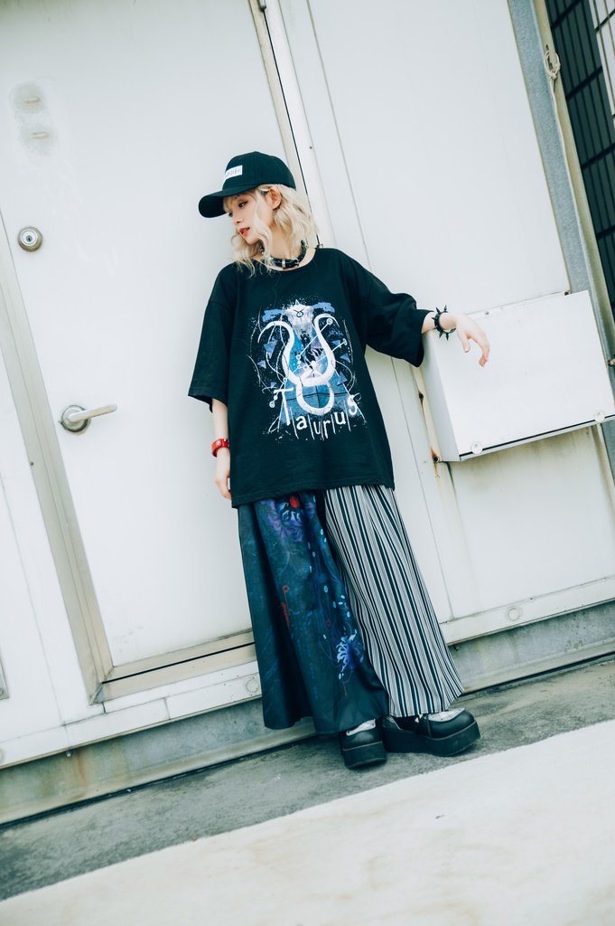 JillpunkオリジナルスタイルKERA 天の牡牛アストロラーベおうし座星座プリントゆったり半袖TシャツOversizeオーバーサイズ メンズ レディーズ おしゃれ男女兼用ファッション秋葉系カッコいい