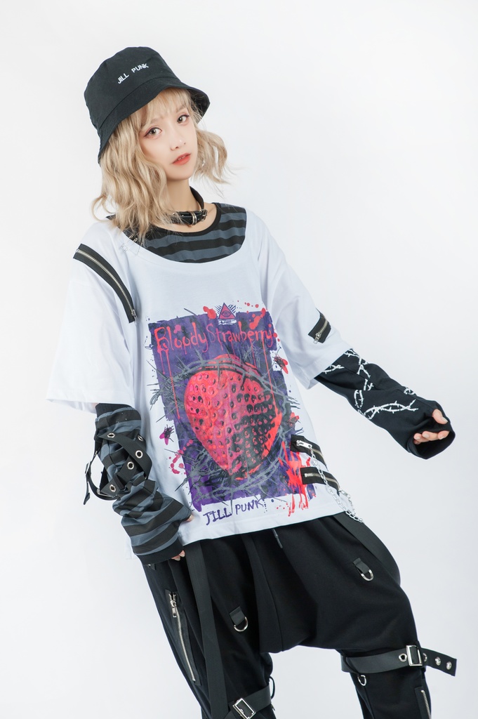 JillpunkオリジナルKERAパンクロック血染イチゴストロベリー ストライプ柄クルーネックアームカバー付き半袖Tシャツ・カットソー上着ユニセックス メンズ レディース男女兼用おしゃれV系ファッション秋葉系カッコいい 病みかわハロウィン