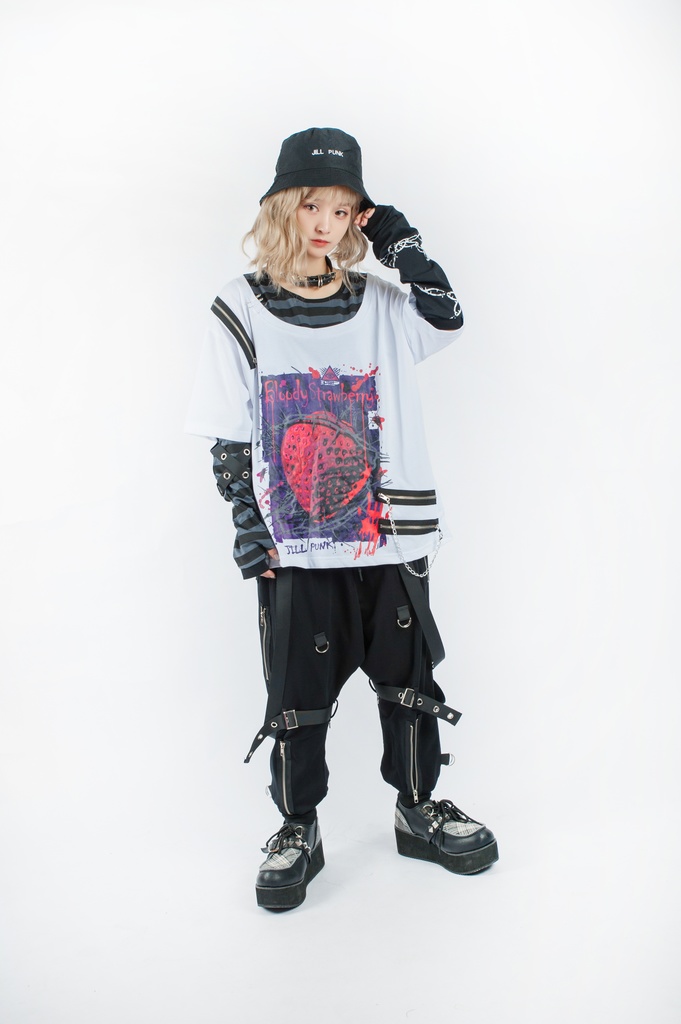 JillpunkオリジナルKERAパンクロック血染イチゴストロベリー ストライプ柄クルーネックアームカバー付き半袖Tシャツ・カットソー上着ユニセックス メンズ レディース男女兼用おしゃれV系ファッション秋葉系カッコいい 病みかわハロウィン