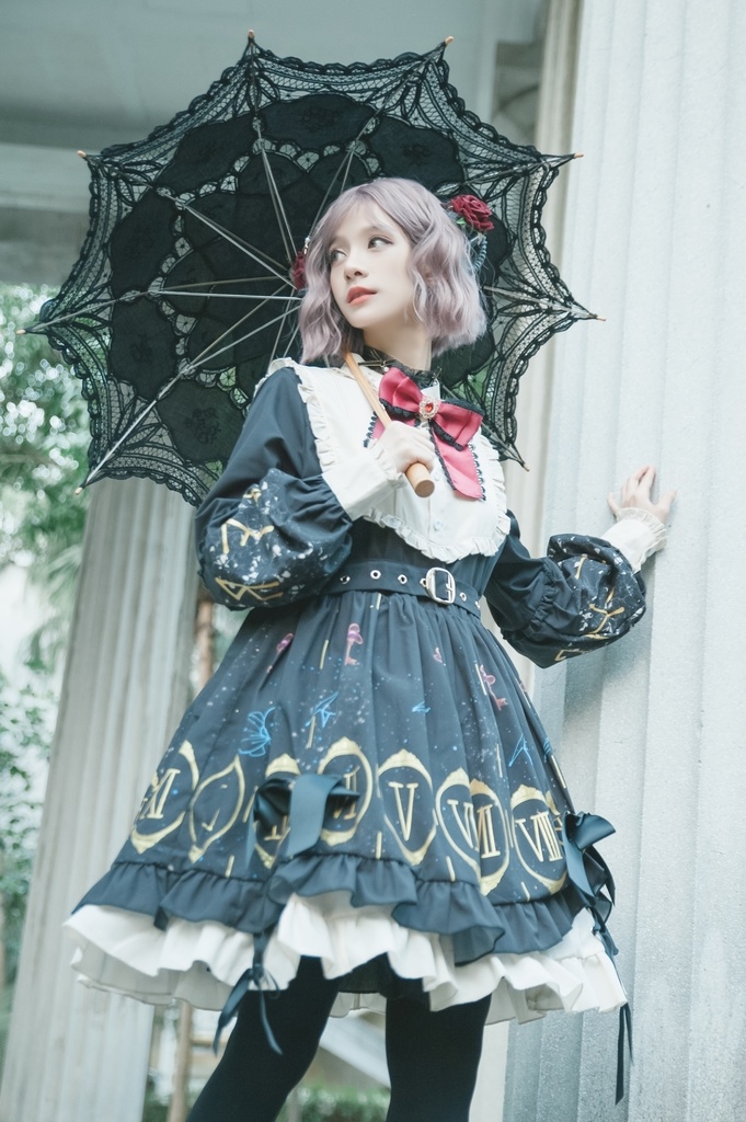 Jillpunkオリジナルゴシックロリータachooshiコラボ 時間の錯覚illusion of timeローマ数字ギルディング箔プリント貴族ロイヤルフリル長袖ワンピースシャツドレス メイド喫茶原宿秋葉原おしゃれ姫系可愛い萌え