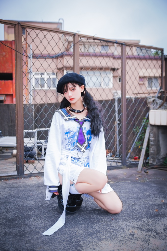 Jillpunkオリジナル二次コン 暗闇の童話セーラー長袖兎耳水兵服ネックタイベルト付きチュニックワンピース サイドスリットドレスタータンチェック柄 COSPLAYレディースV系 病みカワ原宿秋葉系 おしゃれ地雷系可愛い萌え