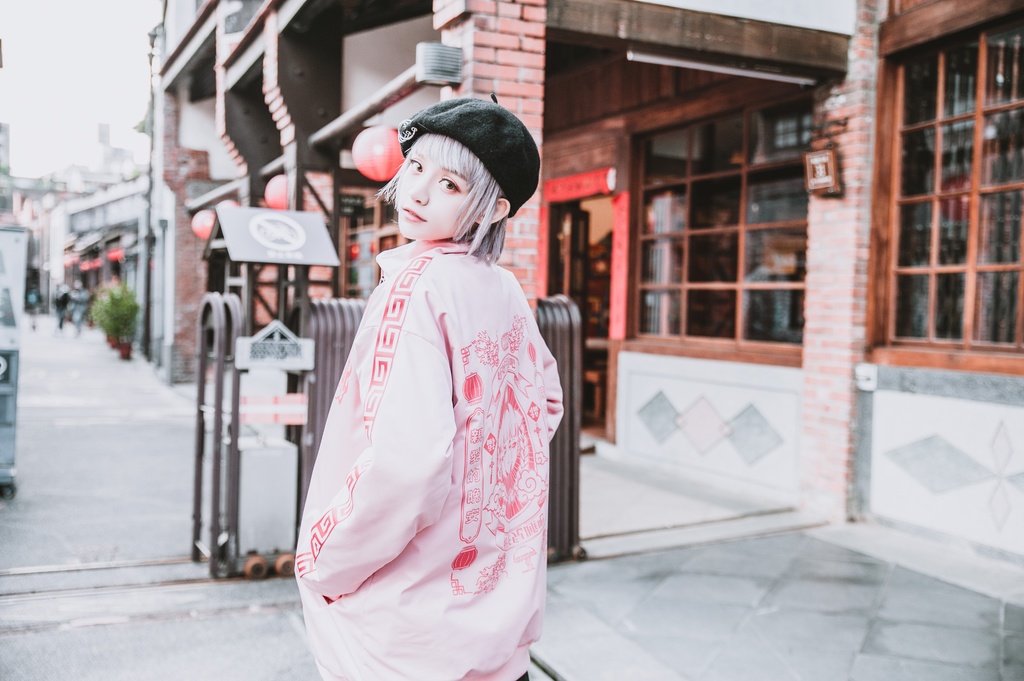 Jillpunkオリジナル原宿秋葉地雷系アニメKUUAコラボ 好好睡チャイナ漢字中華風ゆったりキルティング裏地タートルネックウィンドウブレーカージャケット メンズ レディー V系 おしゃれ大きいサイズ男女兼用ファッションカッコいい